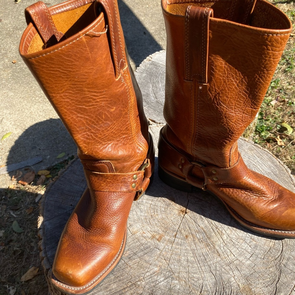 Frye Harness Moto Boots Size 10.5-11 Women’s, 9.5 men’s. EUC